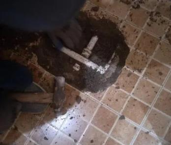 岑巩卫生间漏水维修公司为您分享下卫生间渗水如何处理及注意事项