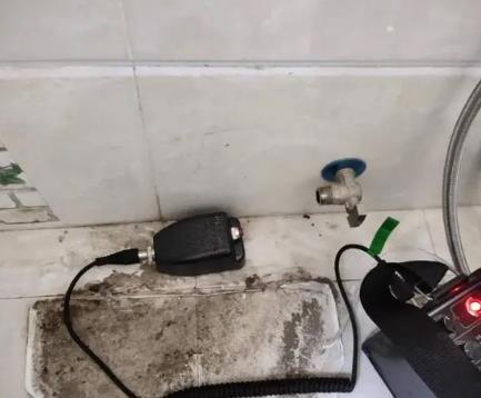 岑巩屋顶漏水维修公司分享下卫生间漏水的危害及解决方法